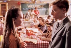 怦然心动在线观看高清,重温青春心动瞬间