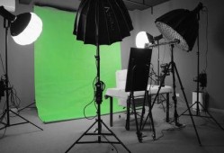 新皮肤爆料医生视频播放,医生角色惊艳亮相，视频播放引热议