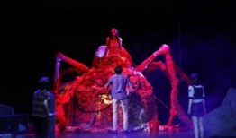 尸兄舞台剧在线观看,惊悚再现，在线观看带你领略生死边缘